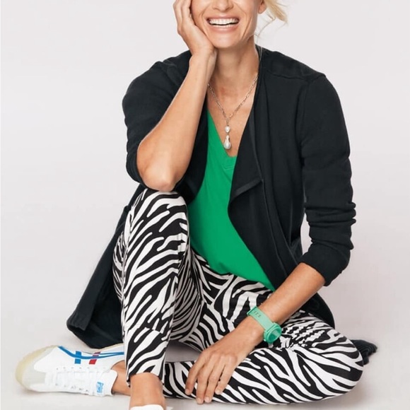 Cabi ATC Offhand Cardigan (style 5827) - Picture 14 of 14